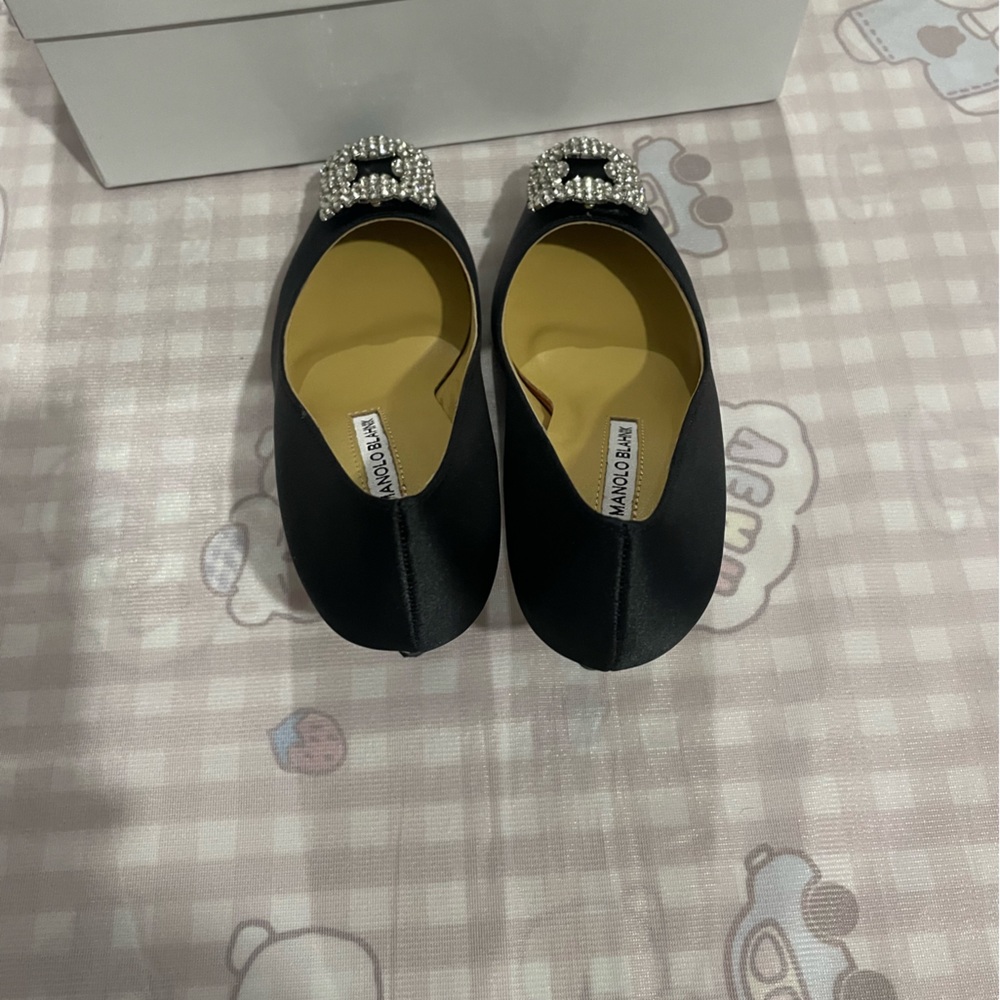 Manolo Blahnik Black Satin Pointed Pumps with Crystal Buckles - Picture 5 of 8